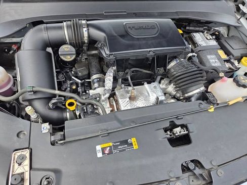 Certified 2025 Jeep Compass Limited w/ Elite Group AWD/4WD image 18
