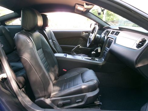 Used 2014 Ford Mustang GT Premium w/ GT Track Package image 19