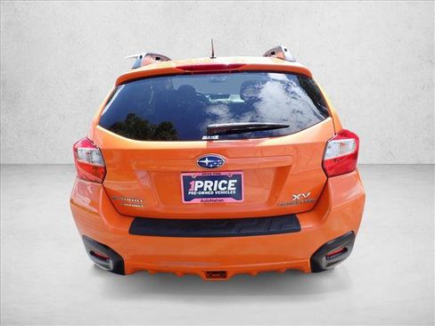 Used 2014 Subaru Crosstrek 2.0i Premium AWD/4WD image 3