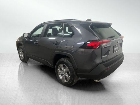 Used 2025 Toyota RAV4 XLE image 8