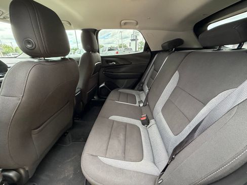 Used 2024 Chevrolet TrailBlazer LT AWD/4WD image 5