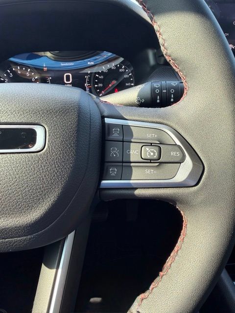Used 2026 Jeep Compass Trailhawk AWD/4WD image 47