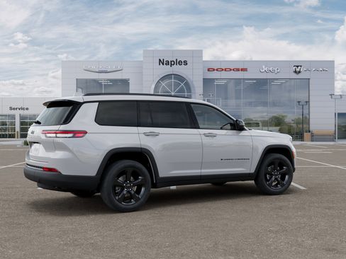 New 2025 Jeep Grand Cherokee L Laredo AWD/4WD image 4