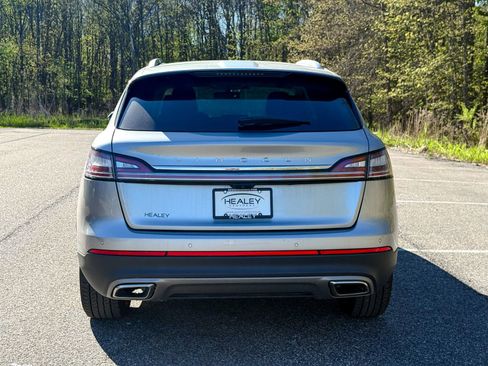 Certified 2023 Lincoln Nautilus AWD w/ Premium Package image 5