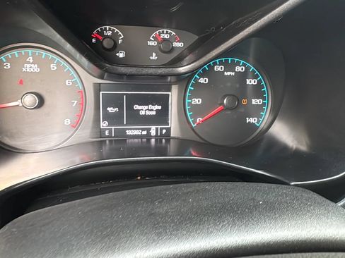 Used 2015 Chevrolet Colorado Z71 AWD/4WD image 17