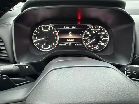 Certified 2025 Nissan Rogue SV image 15