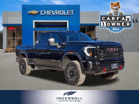 Used 2024 GMC Sierra 2500 AT4X image 1