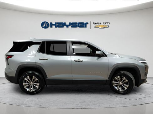 Used 2026 Chevrolet Equinox LT FWD image 15