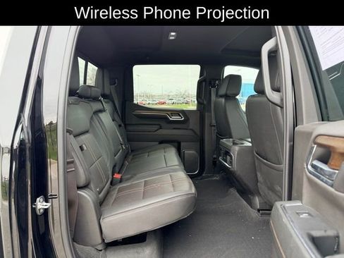 Used 2023 Chevrolet Silverado 1500 High Country w/ Technology Package image 10