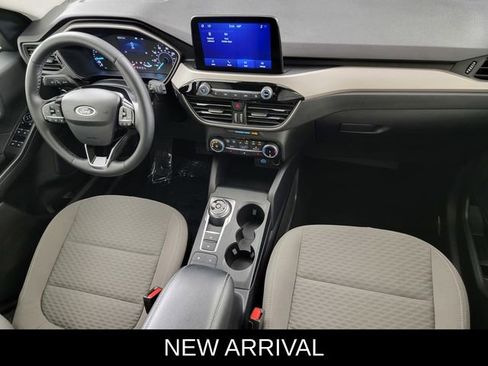 Certified 2022 Ford Escape SE w/ Cold Weather Package AWD/4WD image 31
