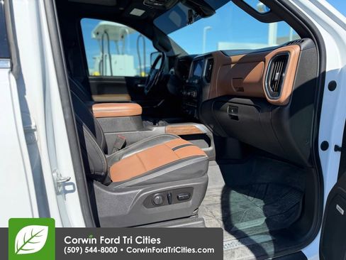 Used 2021 Chevrolet Silverado 3500 High Country w/ Z71 Off-Road Package image 4