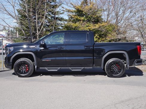 Used 2022 GMC Sierra 1500 AT4X image 18