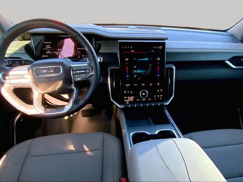 Used 2026 GMC Acadia Elevation w/ Black Edition FWD image 16
