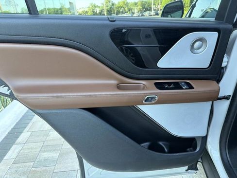 Certified 2024 Lincoln Aviator Reserve w/ Equipment Group 201A RWD image 17