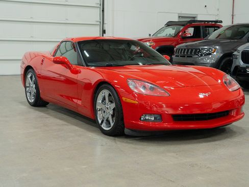 Used 2007 Chevrolet Corvette Coupe image 10