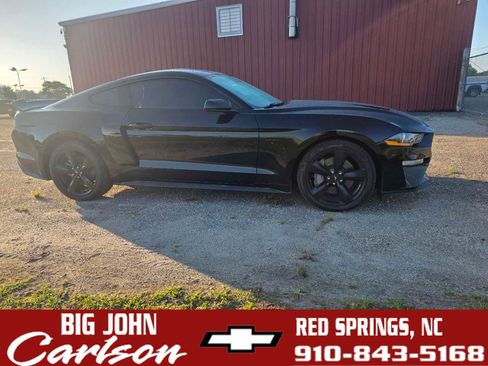Used 2022 Ford Mustang GT Premium w/ Black Accent Package RWD image 1