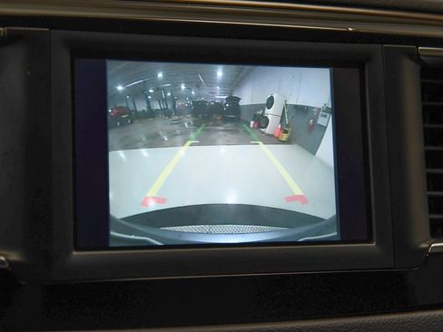 Used 2020 Chrysler Voyager Lxi image 21