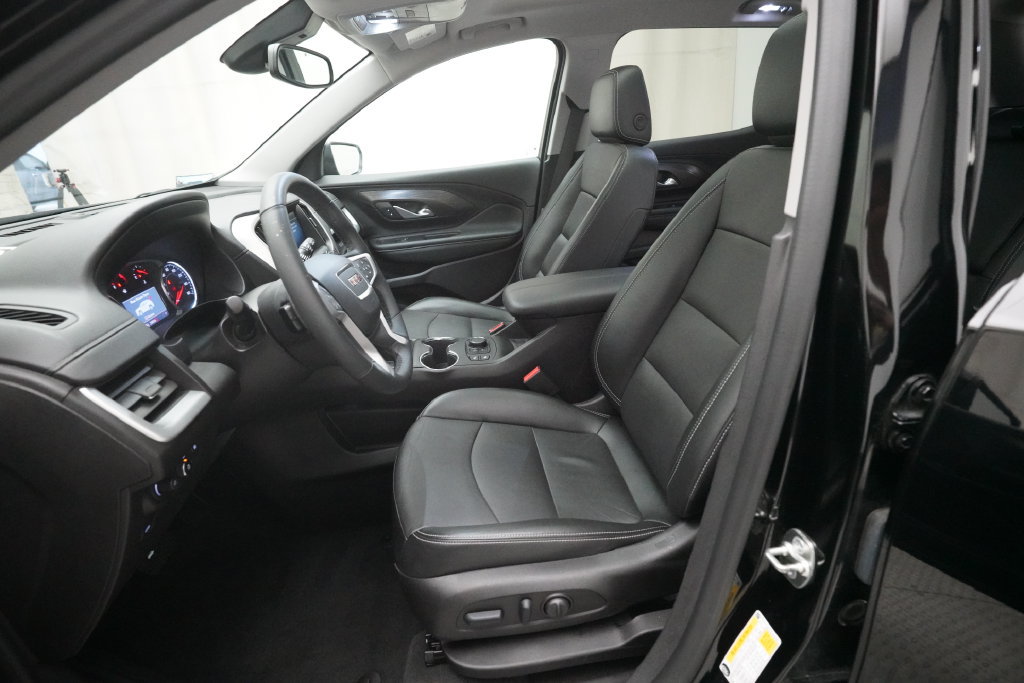 Certified 2024 GMC Terrain SLT w/ Elevation Edition AWD/4WD image 7