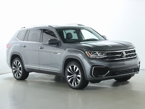 Used 2023 Volkswagen Atlas SEL Premium image 11