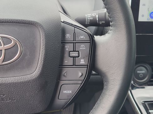 Used 2024 Toyota bZ4X XLE image 27