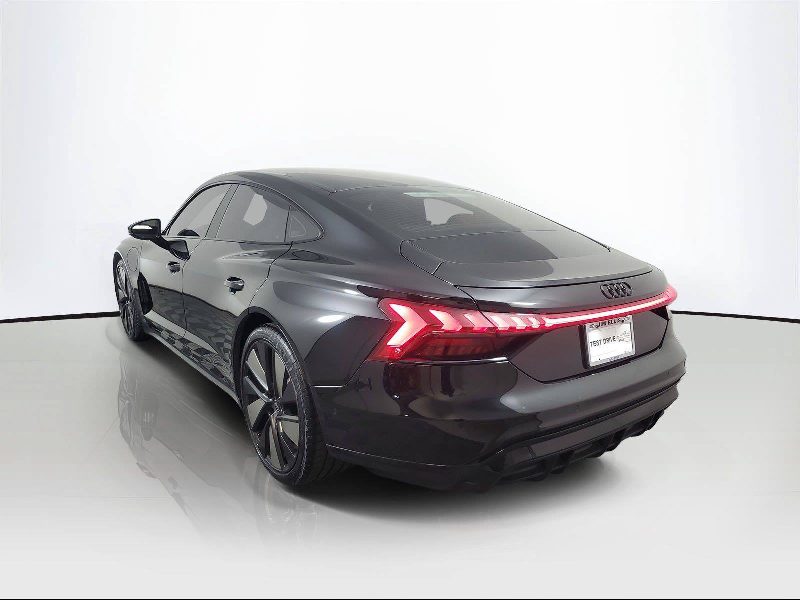 Used 2022 Audi e-tron GT Prestige w/ Prestige Package AWD/4WD image 4