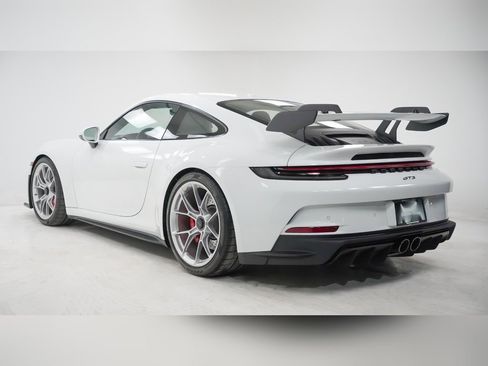 Certified 2022 Porsche 911 GT3 image 3