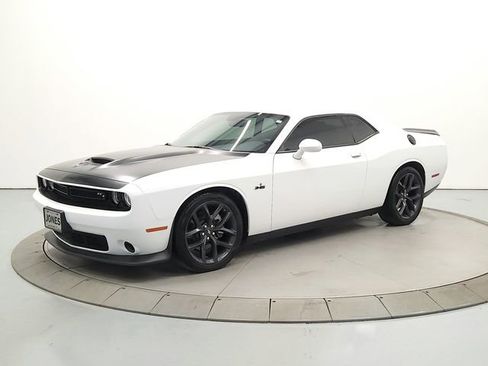 Used 2023 Dodge Challenger R/T w/ Blacktop Package image 3