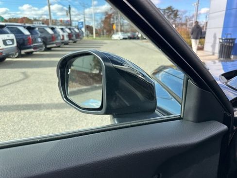 Used 2025 Honda CR-V EX-L image 15