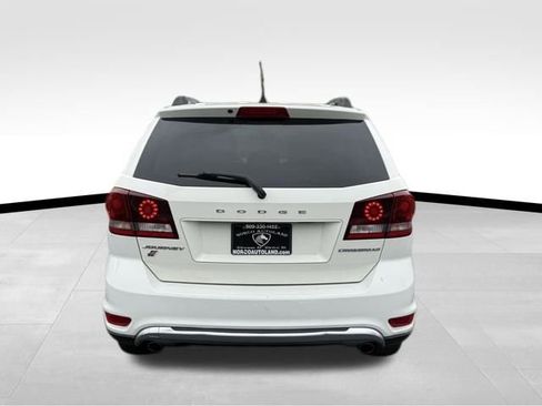 Used 2019 Dodge Journey Crossroad image 5
