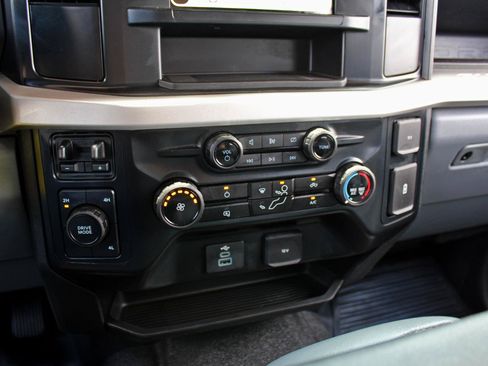 Used 2024 Ford F350 XL AWD/4WD image 34