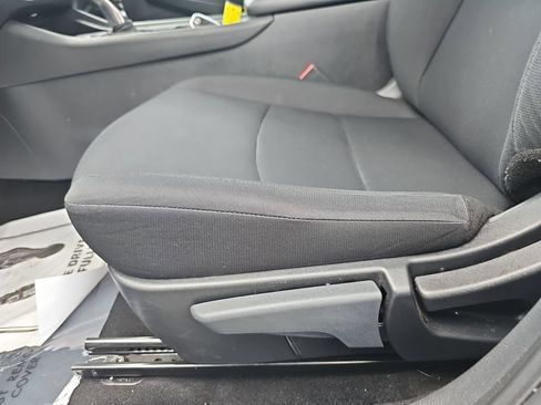 Used 2024 Nissan Sentra S FWD image 28