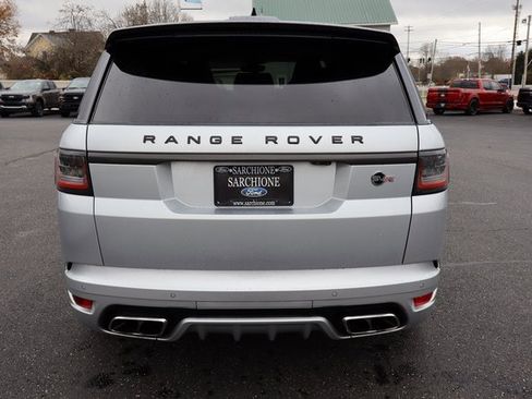 Used 2019 Land Rover Range Rover Sport SVR image 17