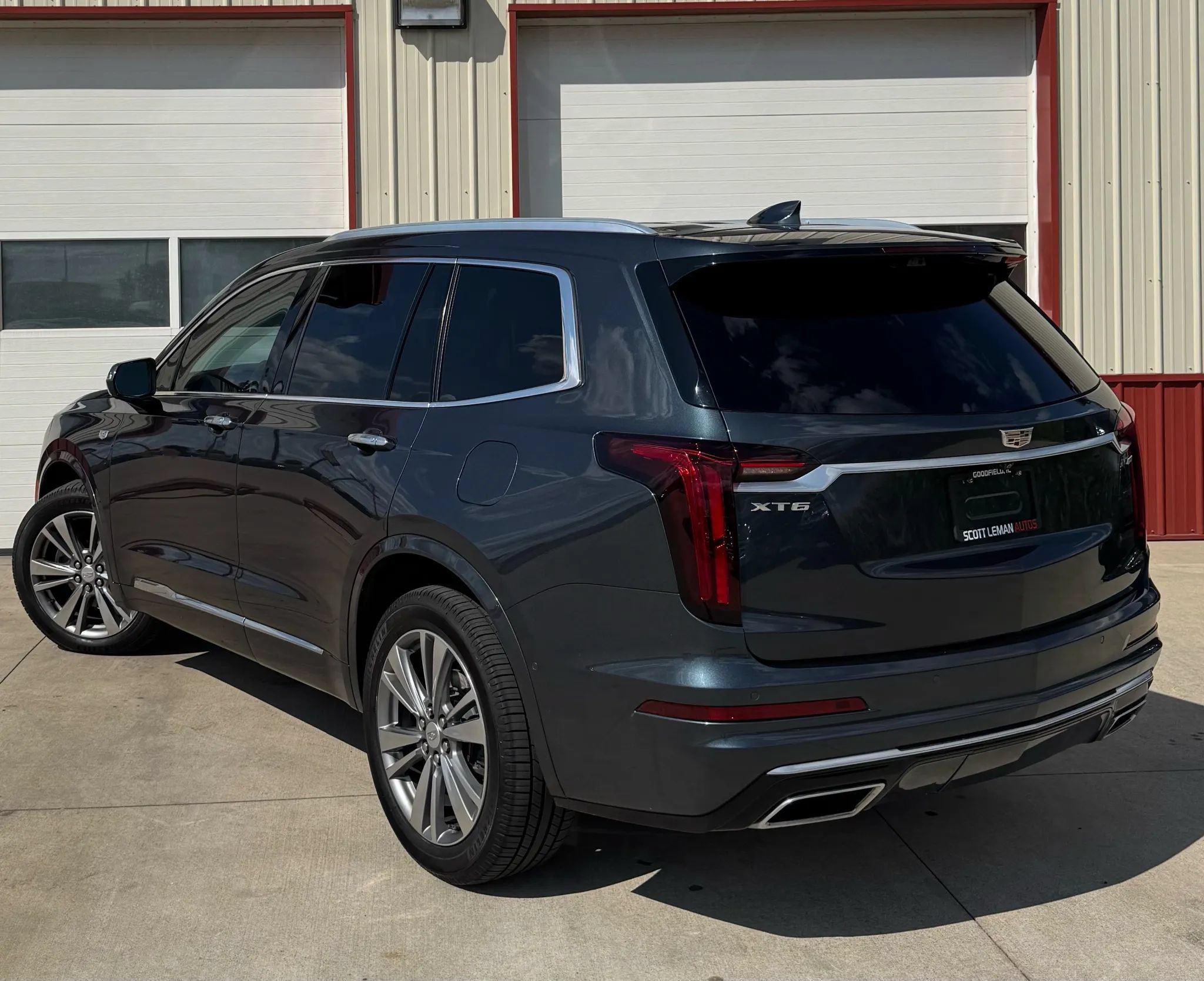 Used 2020 Cadillac XT6 Premium Luxury FWD image 23