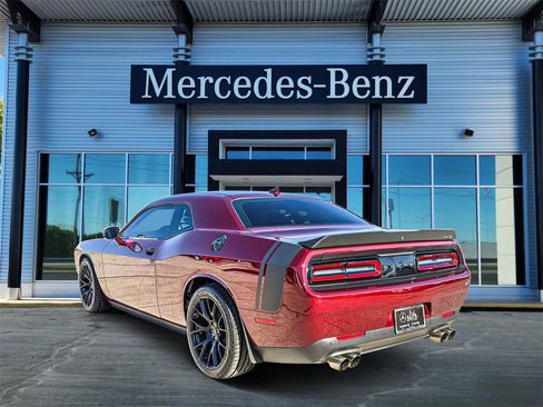 Used 2018 Dodge Challenger R/T Scat Pack w/ Dynamics Package image 4