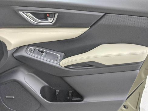 New 2025 Subaru Ascent Limited image 25