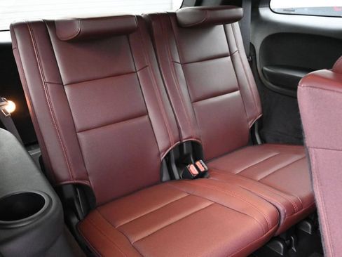 Used 2025 Dodge Durango GT AWD/4WD image 13