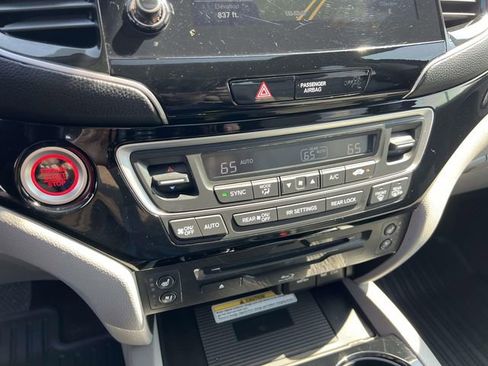 Used 2019 Honda Pilot Elite image 22