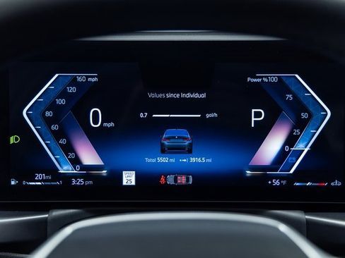 Certified 2025 BMW 330i xDrive Sedan w/ Premium Package image 2