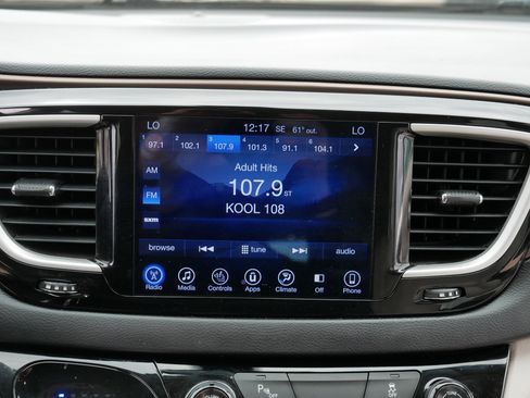 Used 2017 Chrysler Pacifica Touring-L w/ 13 Speaker Alpine Sound Group FWD image 27