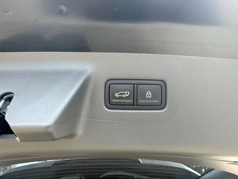 Used 2025 Hyundai Santa Fe Calligraphy image 19