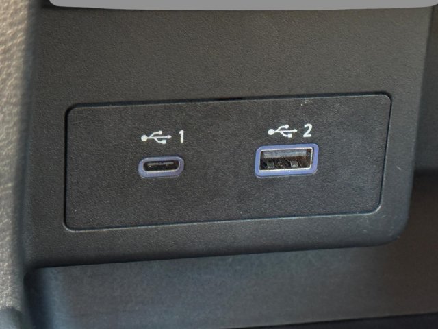 Certified 2023 Nissan Kicks SV FWD image 25