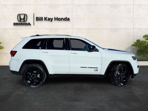 Used 2021 Jeep Grand Cherokee Freedom Edition image 2