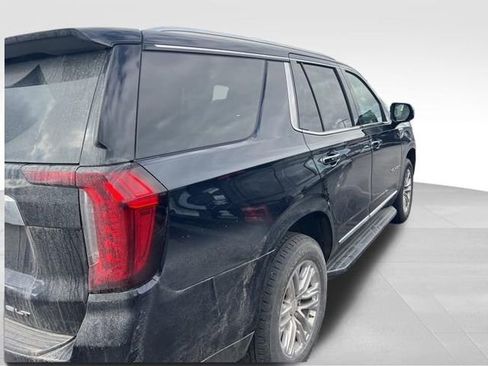 Used 2022 GMC Yukon SLT w/ SLT Luxury Package image 7