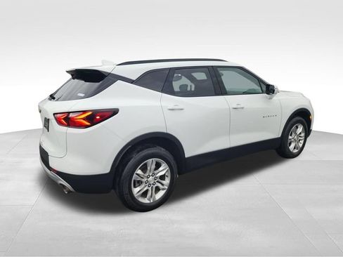 Used 2021 Chevrolet Blazer LT AWD/4WD image 11
