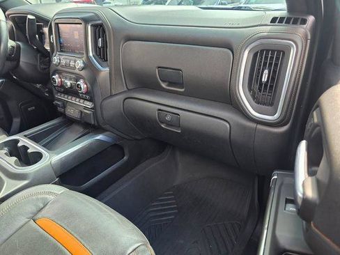 Certified 2021 GMC Sierra 1500 AT4 w/ AT4 Premium Package AWD/4WD image 19