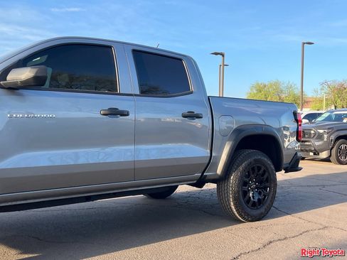 Used 2024 Chevrolet Colorado Trail Boss AWD/4WD image 9