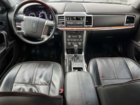 Used 2011 Lincoln MKZ image 14