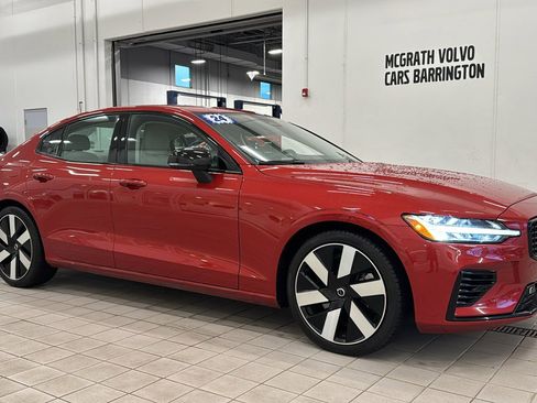 Certified 2024 Volvo S60 T8 Ultimate image 3