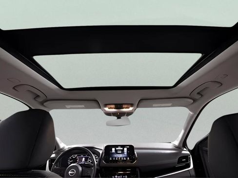 Used 2023 Nissan Rogue SL w/ SL Premium Package image 22