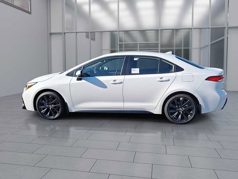 New 2026 Toyota Corolla SE FWD image 2